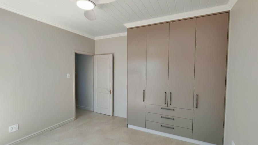 3 Bedroom Property for Sale in Hartenbos Central Western Cape